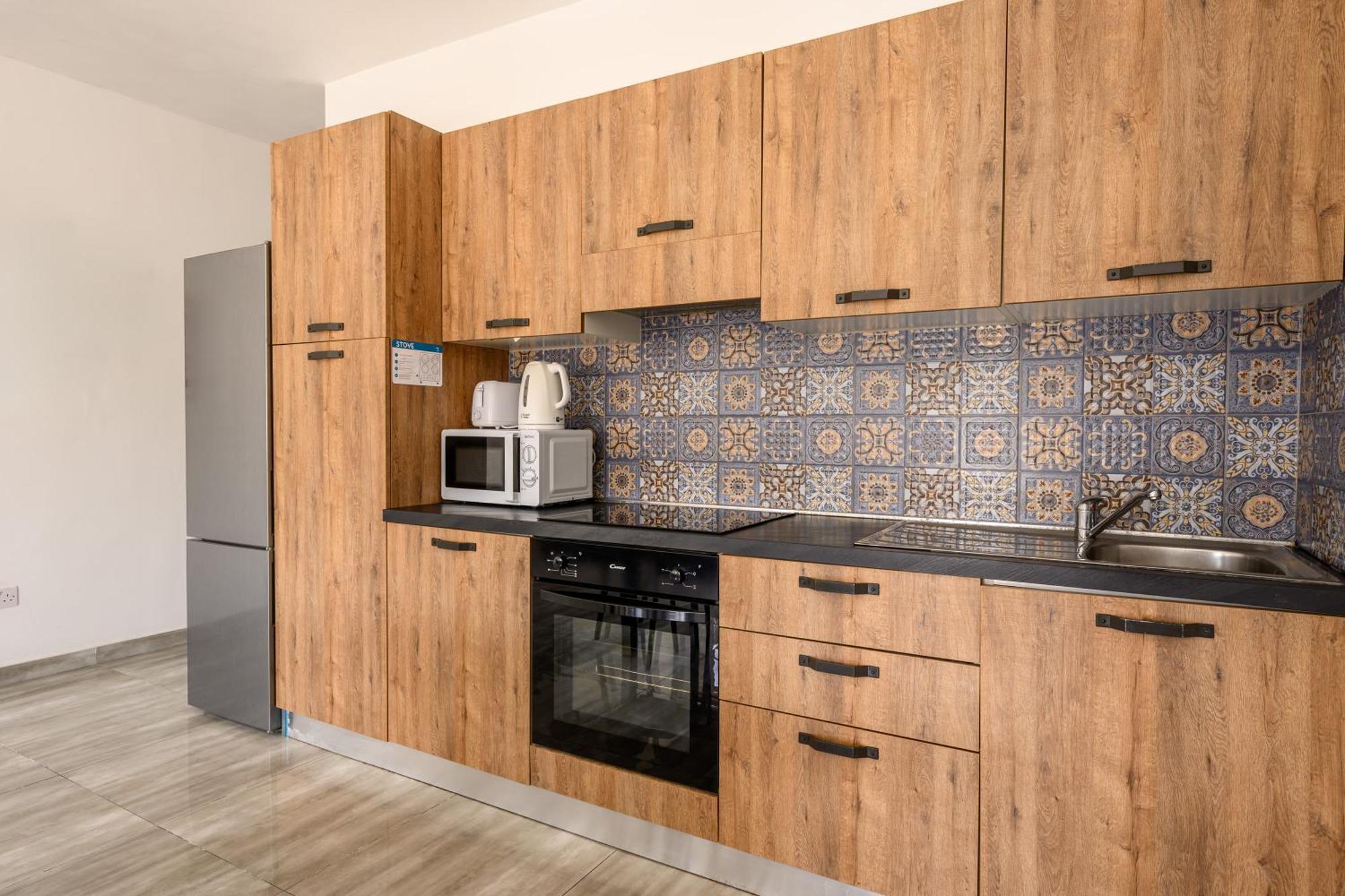 F11 Room 1, Private Double Room With Private Bathroom In Shared Flat Msida Eksteriør bilde